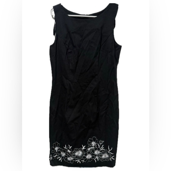 Black Floral Dress Size 6 - Picture 1 of 4